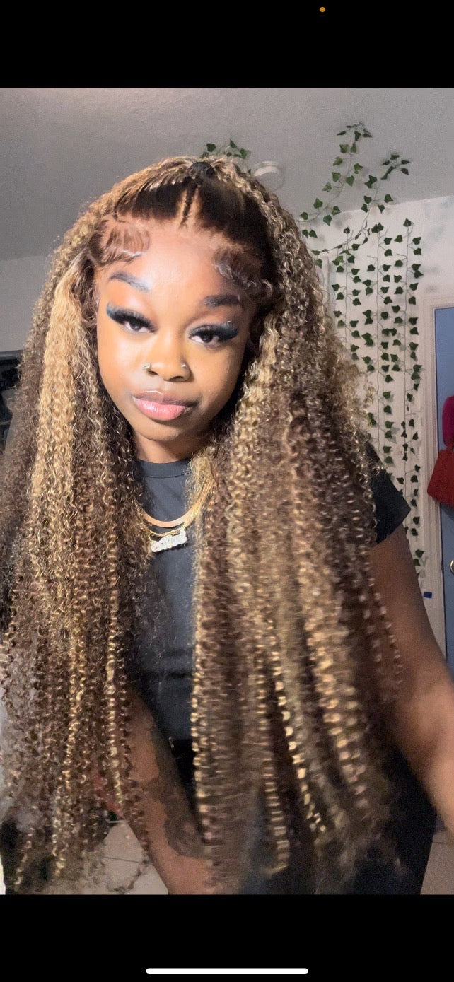 13x4 32inch Kinky Curly Wig